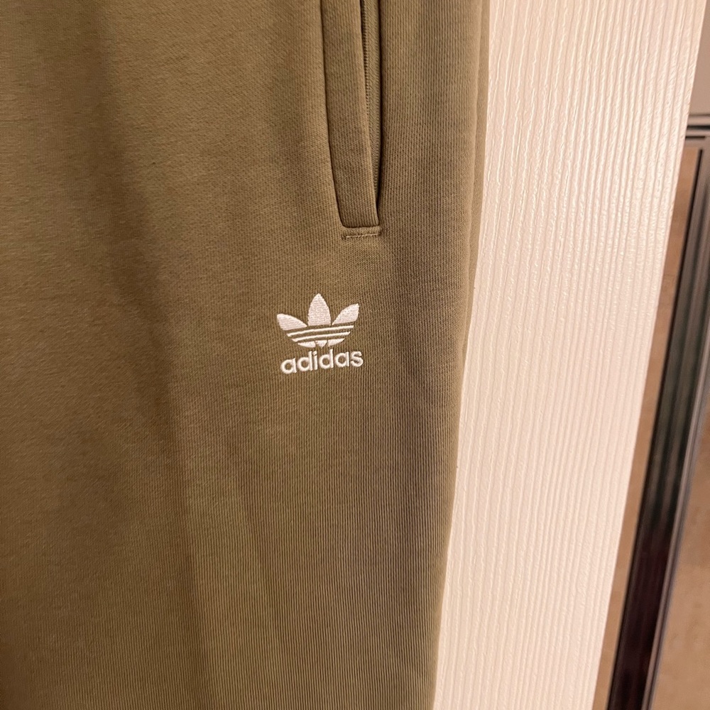 Adidas pant